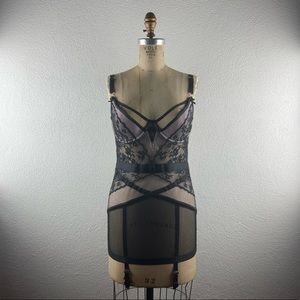 Victoria’s Secret l 36D Retro Vintage Pinup Fishnet Mesh and Lace Girdle Garters